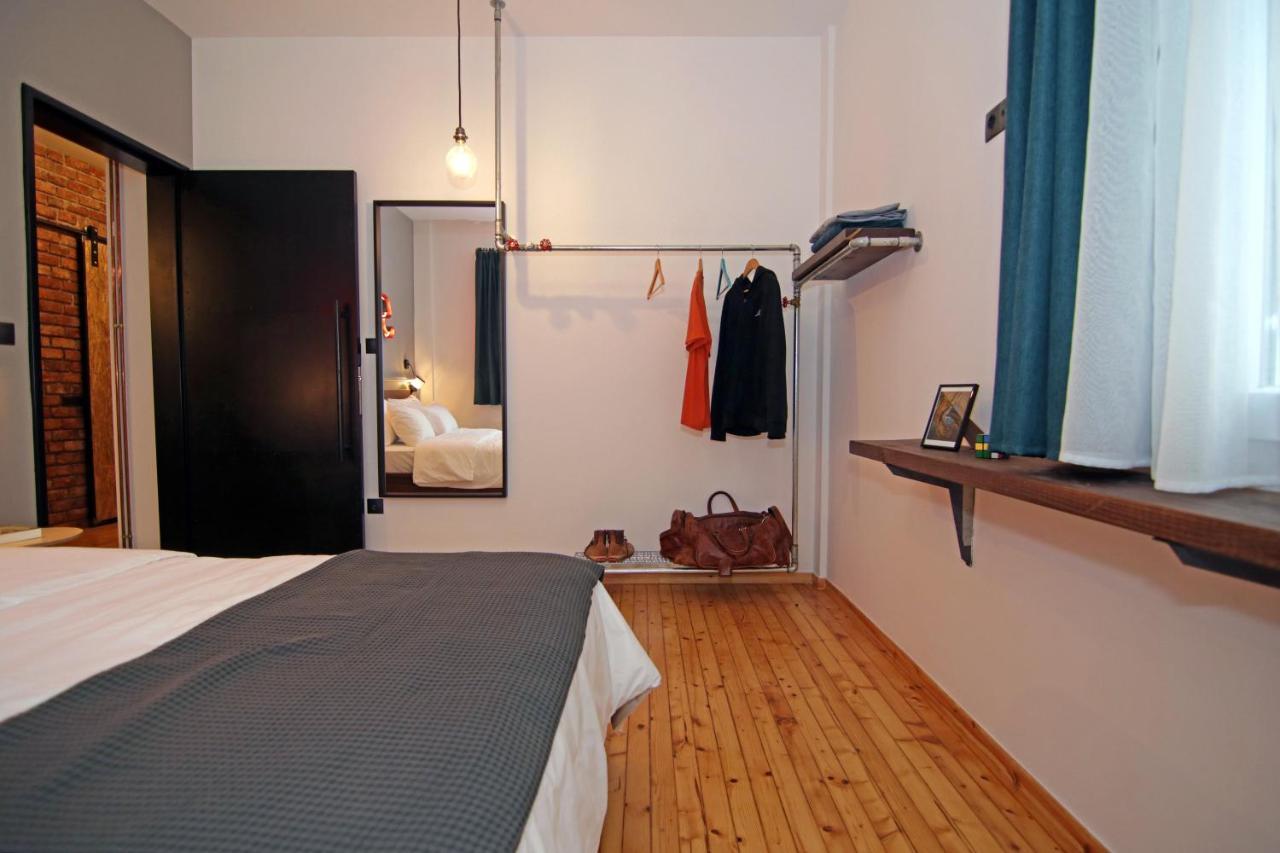 The 4 Travellers Thessaloniki Apartment Ngoại thất bức ảnh